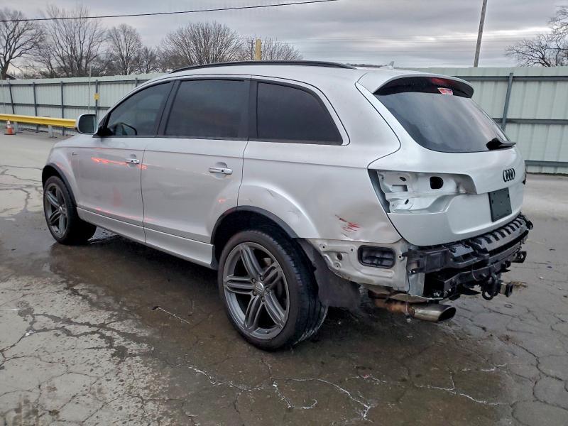 Фото 2 - AUDI Q7