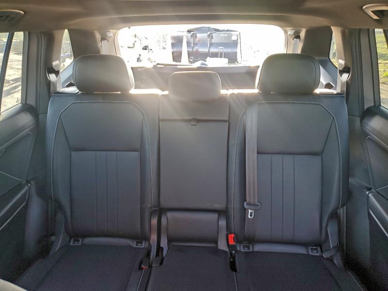 Фото 10 - VOLKSWAGEN TIGUAN