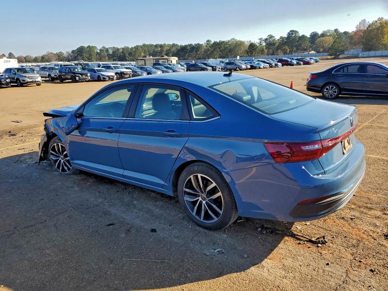 Фото 2 - VOLKSWAGEN JETTA