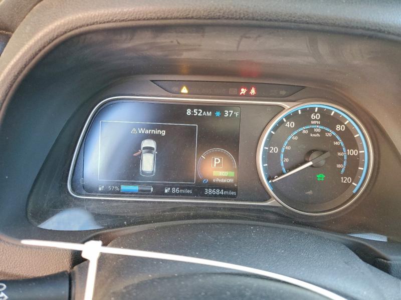 Фото 9 - NISSAN LEAF