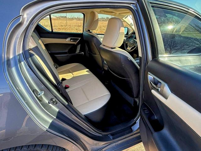 LEXUS CT 200 2016 VIN JTHKD5BH6G2258825