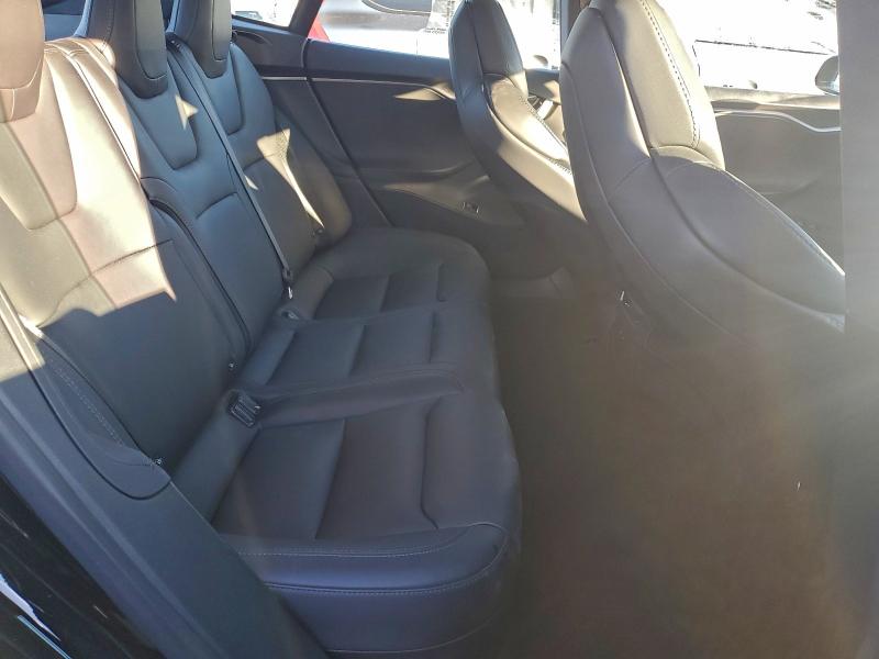 Фото 10 - TESLA MODEL S