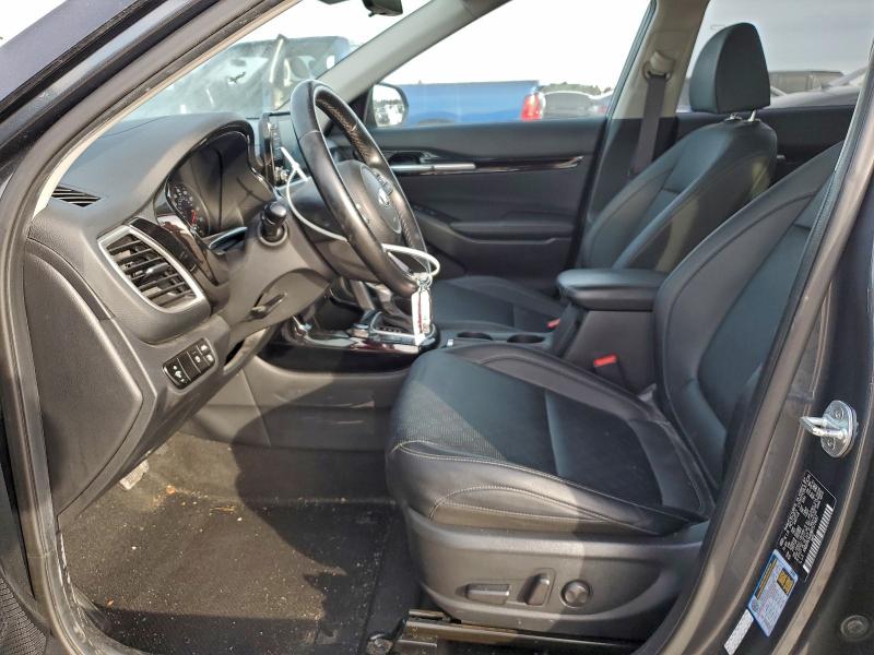 Фото 7 - KIA SELTOS