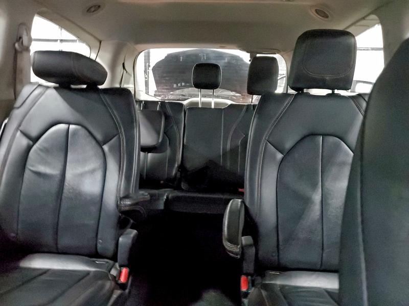 Фото 10 - CHRYSLER PACIFICA