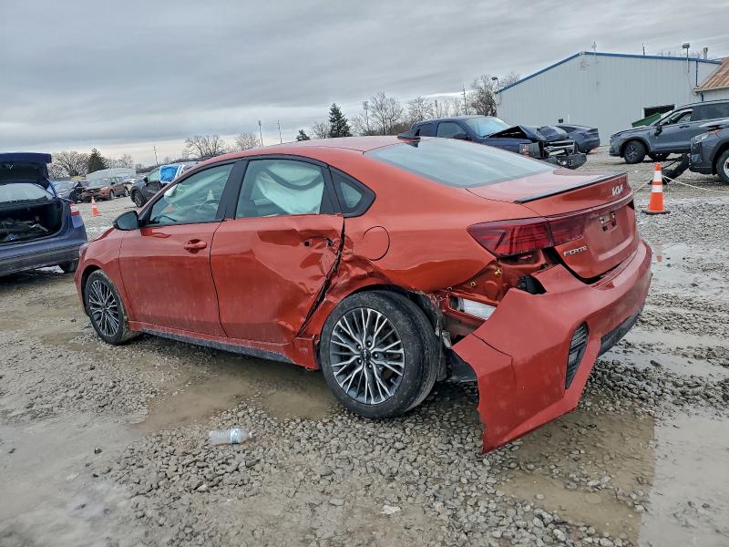 Фото 2 - KIA FORTE