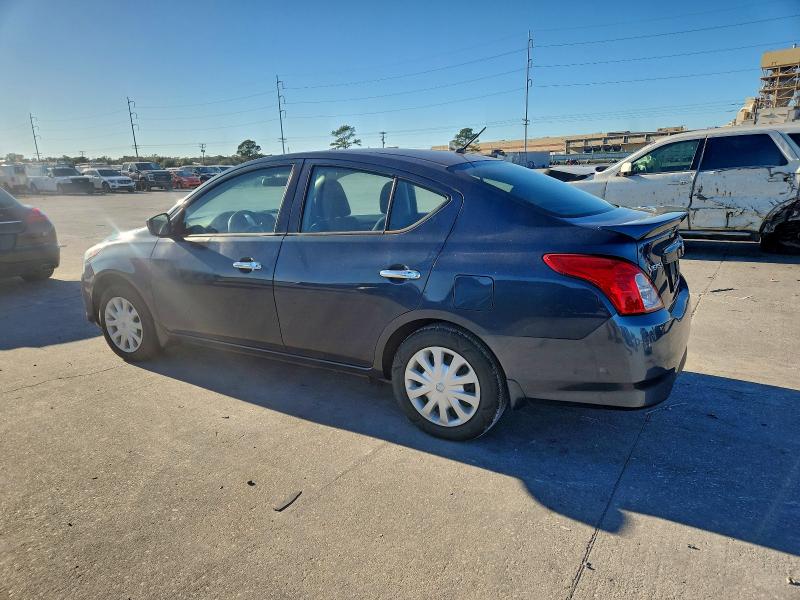 Фото 2 - NISSAN VERSA