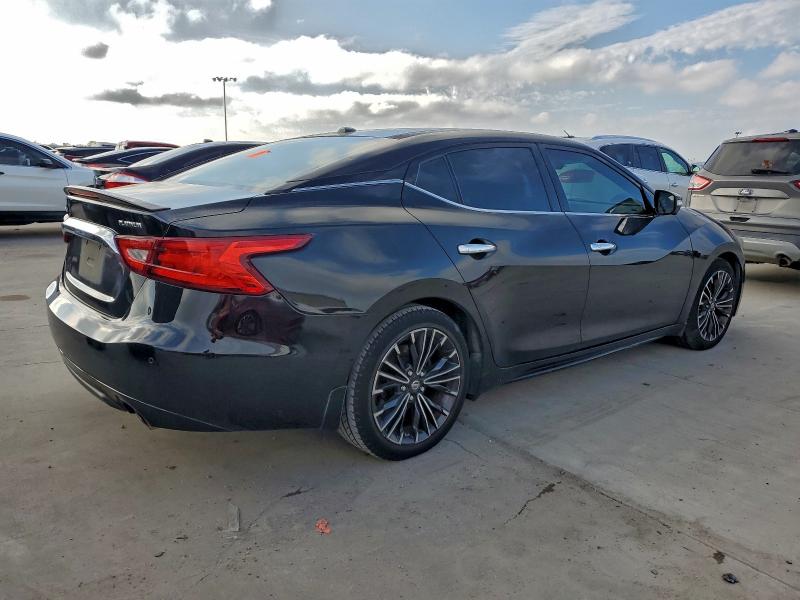 Фото 3 - NISSAN MAXIMA