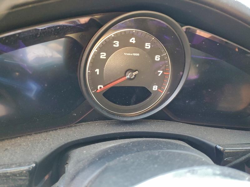 Фото 9 - PORSCHE PANAMERA