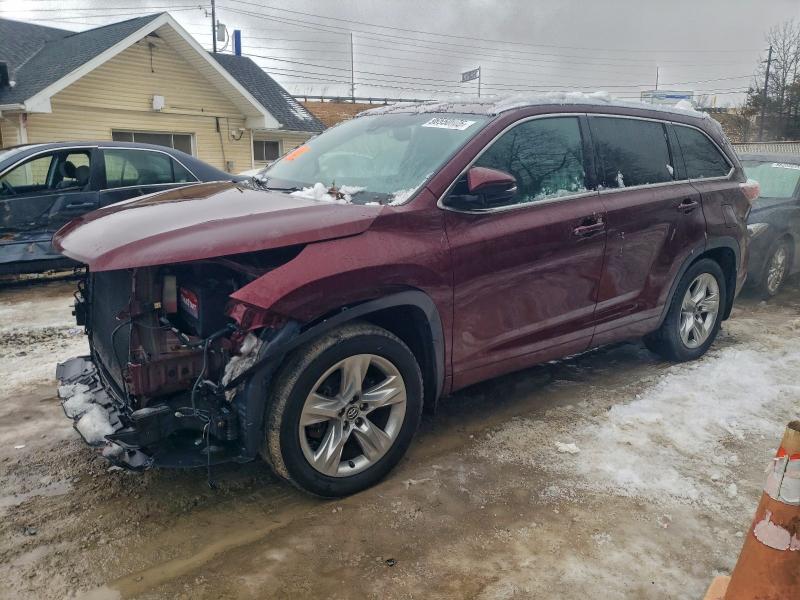 Фото 1 - TOYOTA HIGHLANDER