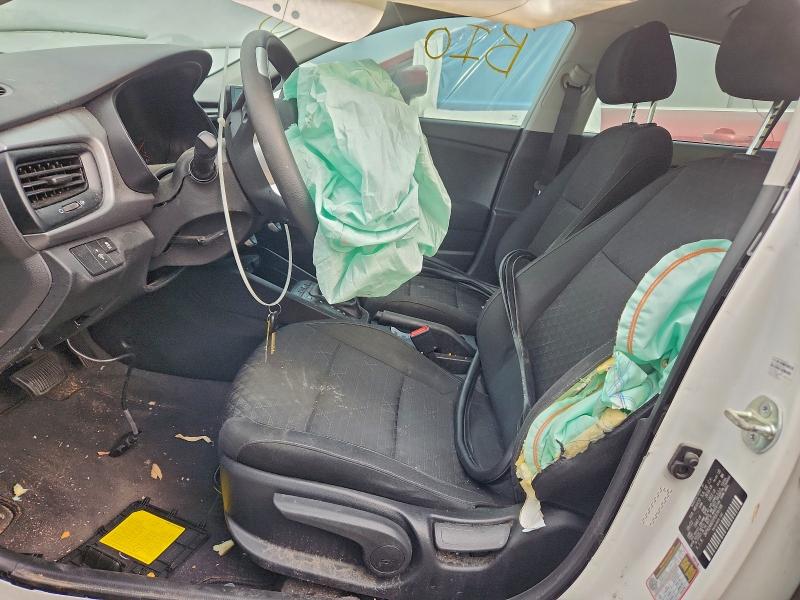 Фото 7 - KIA RIO