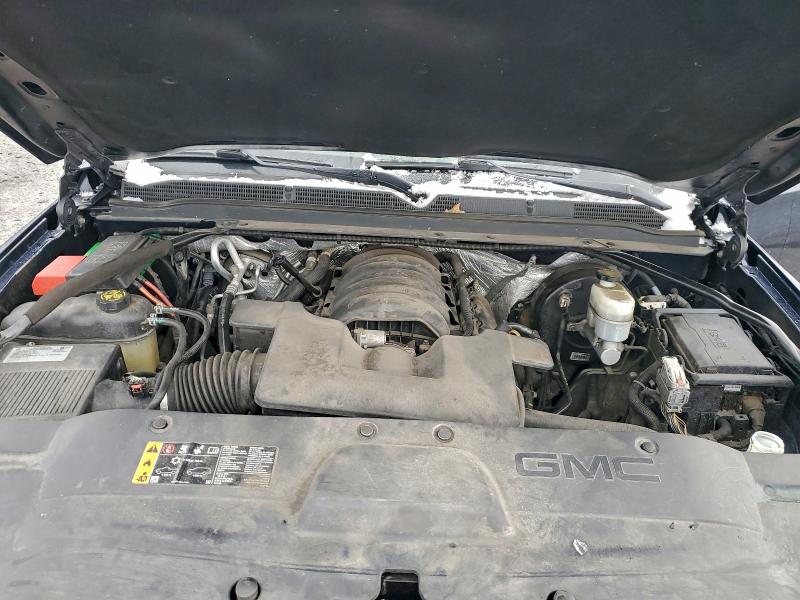 Фото 12 - GMC YUKON