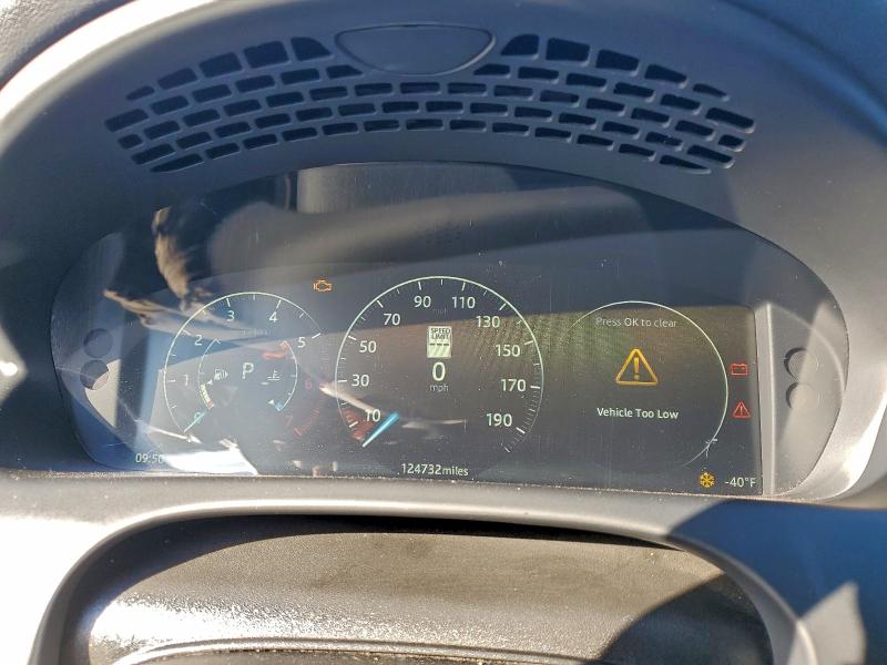 Фото 9 - JAGUAR XJ