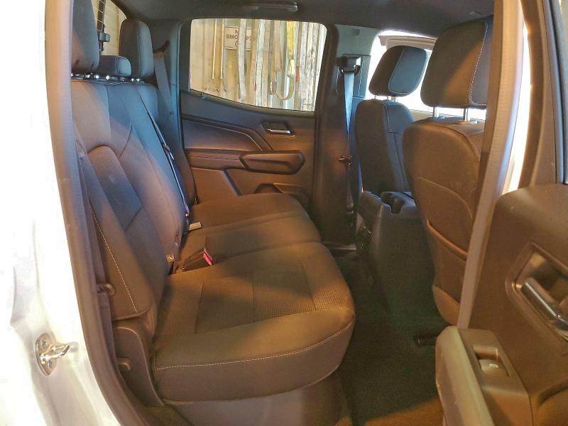 Фото 10 - CHEVROLET COLORADO