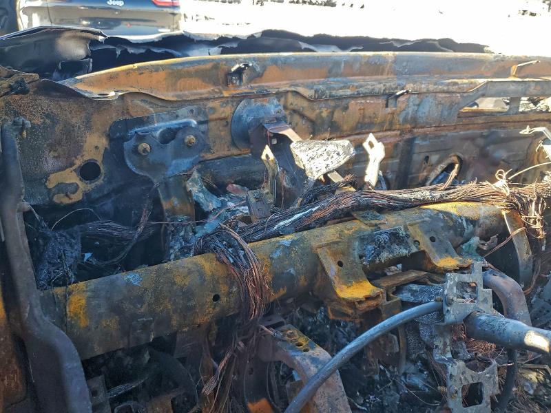 Фото 9 - NISSAN PATHFINDER