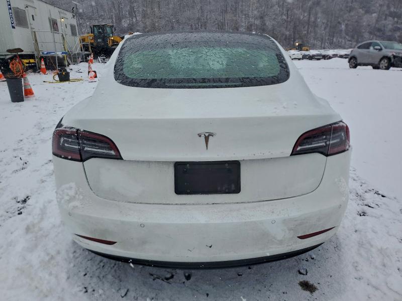 Фото 6 - TESLA MODEL 3