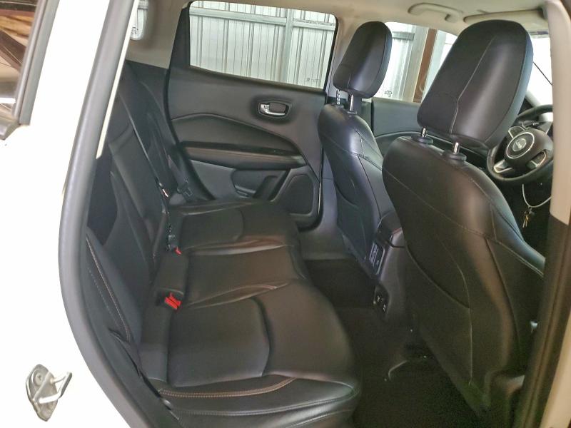 Фото 11 - JEEP COMPASS