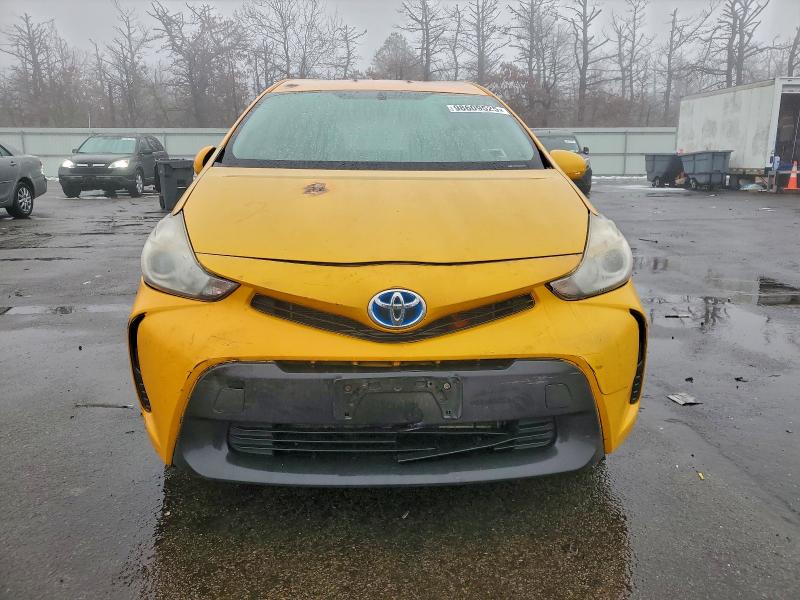 Фото 5 - TOYOTA PRIUS