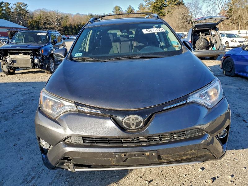 Фото 5 - TOYOTA RAV4