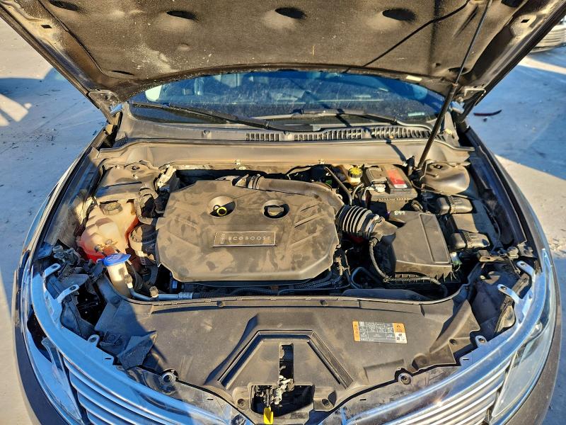 Фото 11 - LINCOLN MKZ