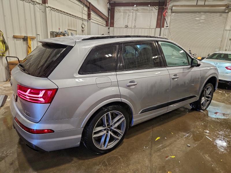 Фото 3 - AUDI Q7