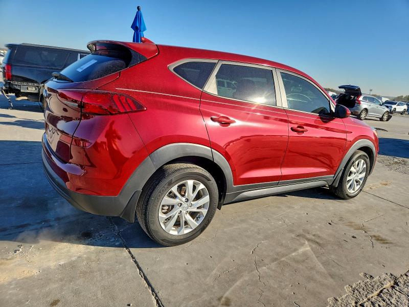 Фото 3 - HYUNDAI TUCSON