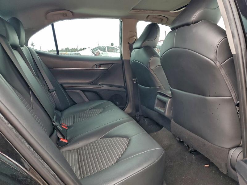 Фото 10 - TOYOTA CAMRY