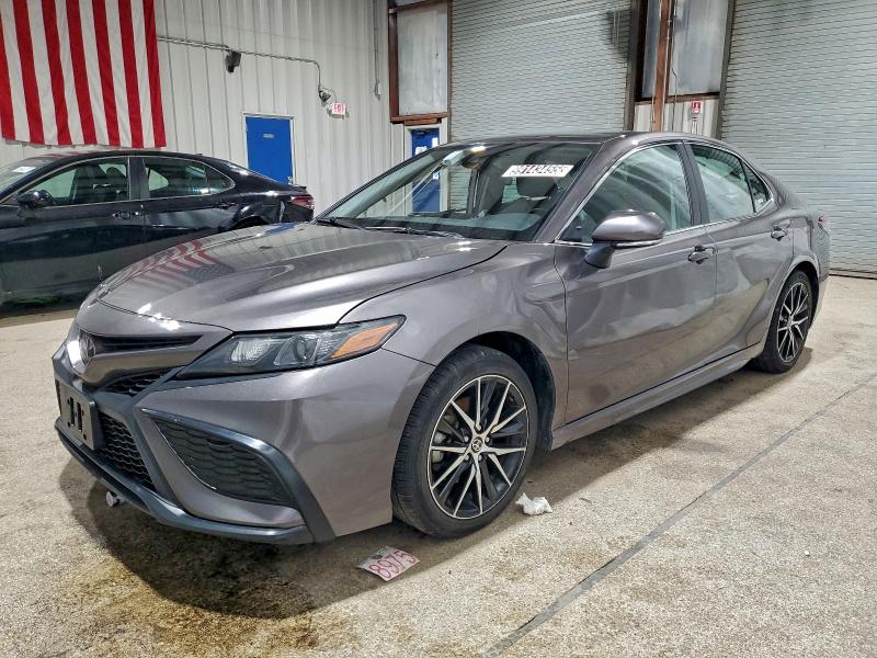 Фото 1 - TOYOTA CAMRY