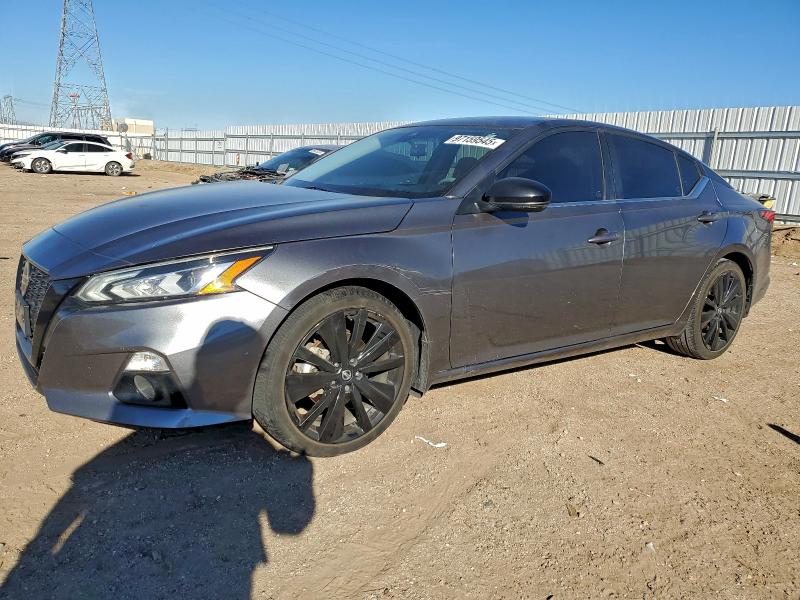 Фото 1 - NISSAN ALTIMA