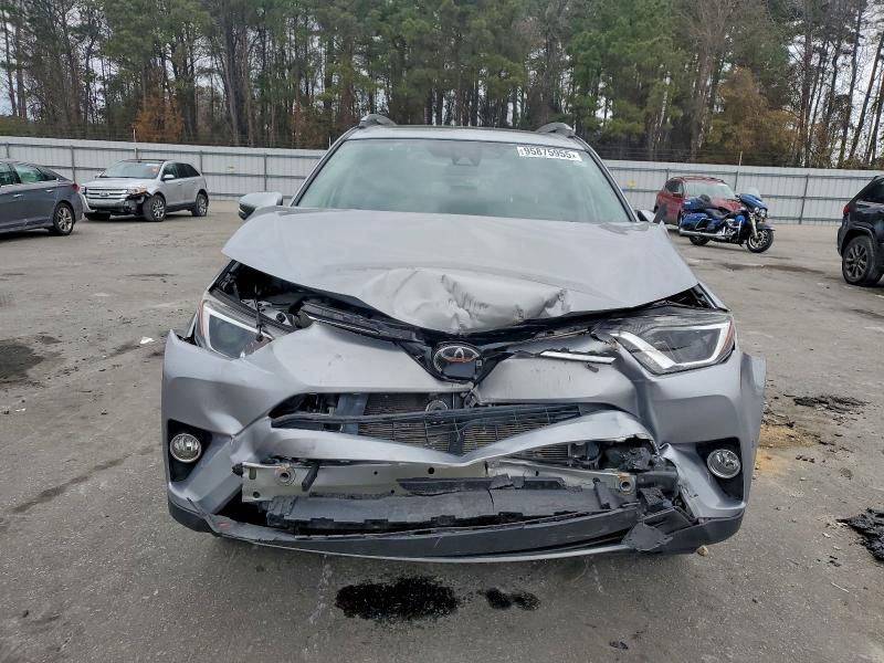 Фото 5 - TOYOTA RAV4