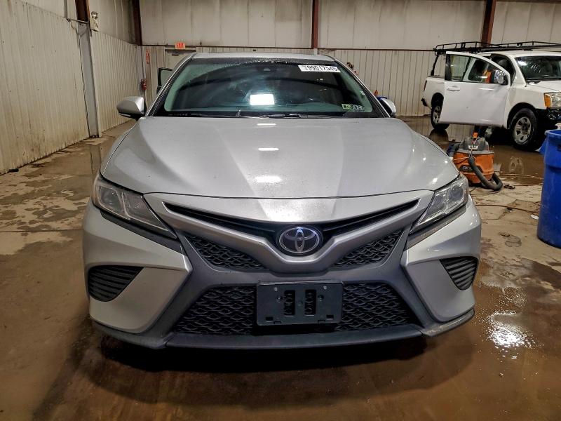Фото 5 - TOYOTA CAMRY