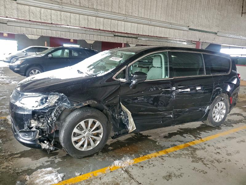 Фото 1 - CHRYSLER PACIFICA