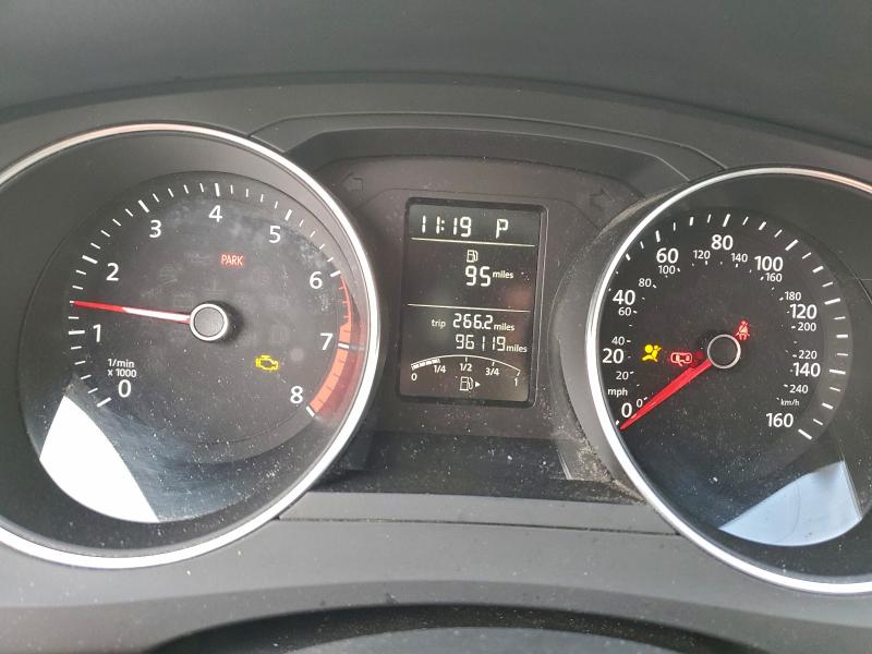 Фото 9 - VOLKSWAGEN JETTA