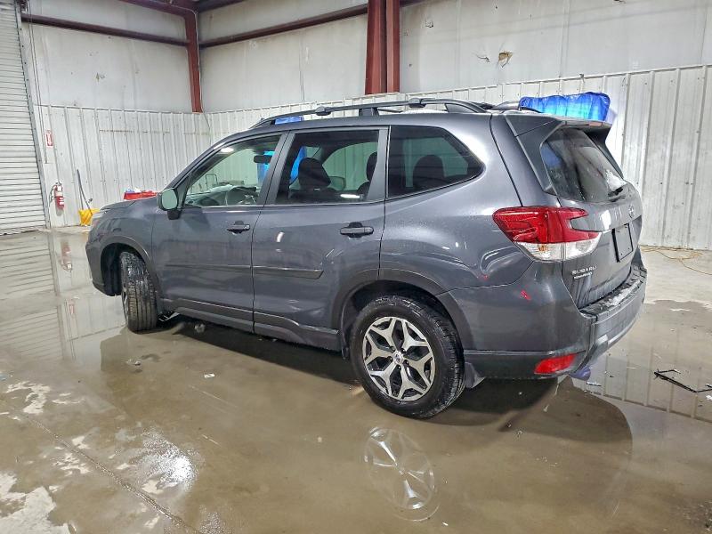 Фото 2 - SUBARU FORESTER