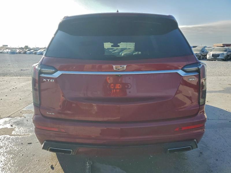 Фото 6 - CADILLAC XT6