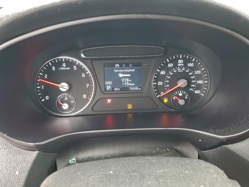 Фото 9 - KIA SORENTO