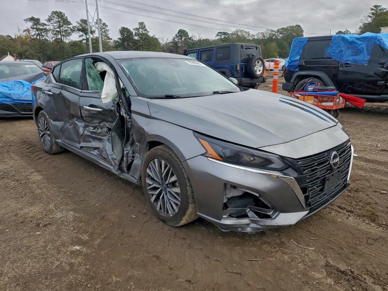 Фото 4 - NISSAN ALTIMA