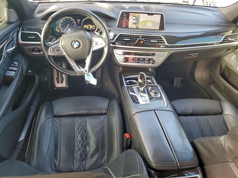 Фото 8 - BMW 7 SERIES