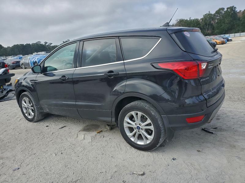 Фото 2 - FORD ESCAPE