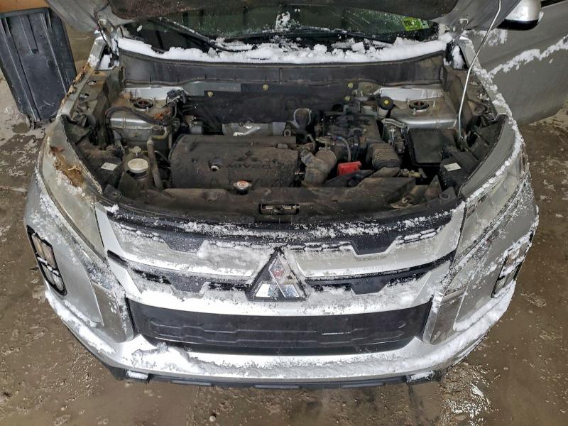 Фото 12 - MITSUBISHI OUTLANDER