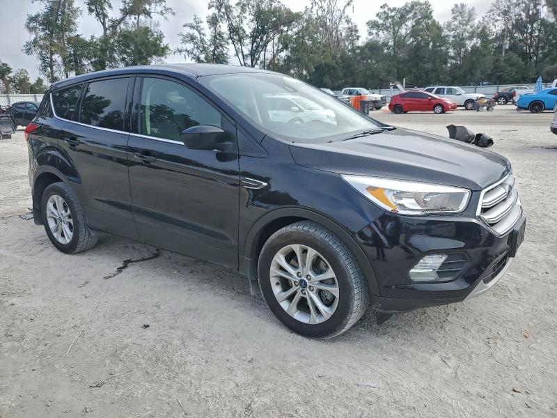 Фото 4 - FORD ESCAPE