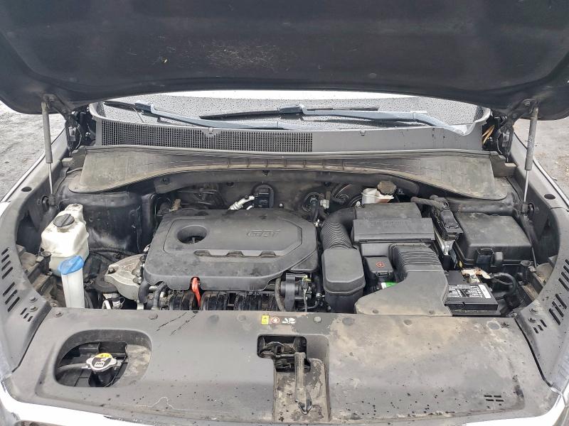 Фото 12 - KIA SORENTO