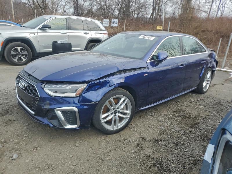 Фото 1 - AUDI A4