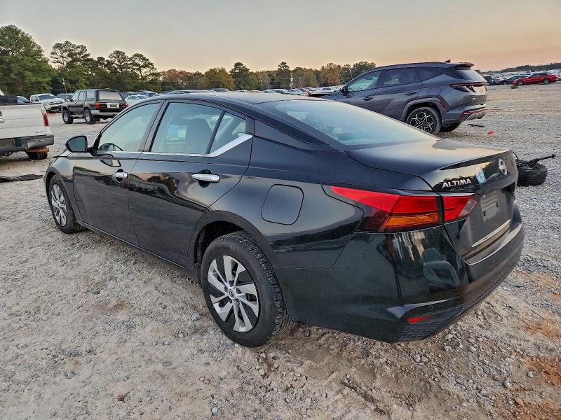 Фото 2 - NISSAN ALTIMA