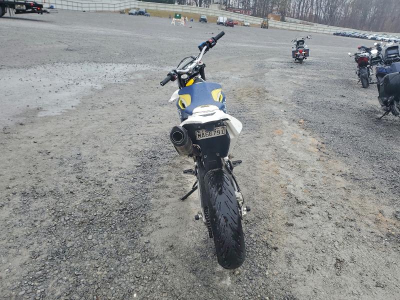 HUSQVARNA MOTORCYCLE 2017