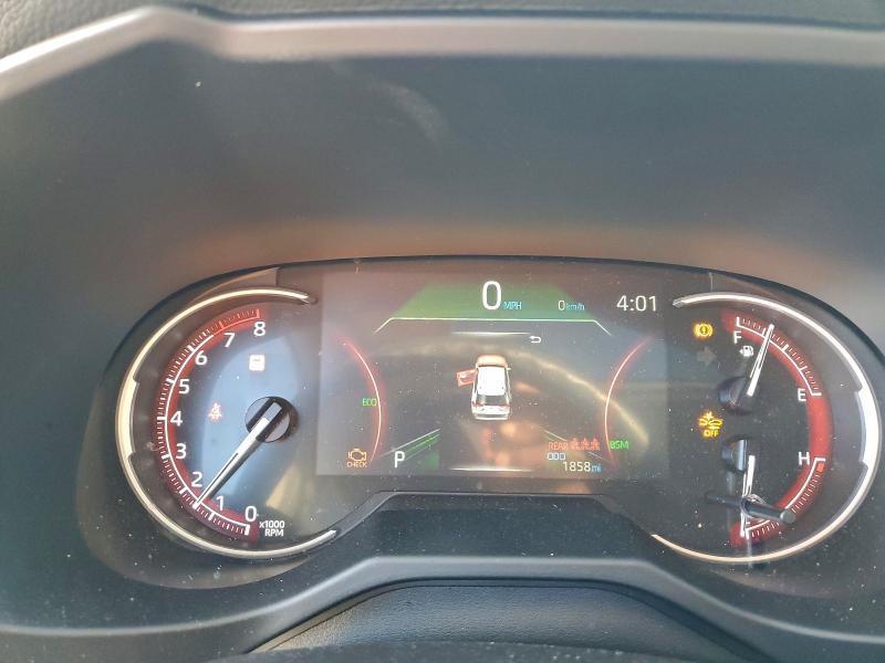 Фото 9 - TOYOTA RAV4