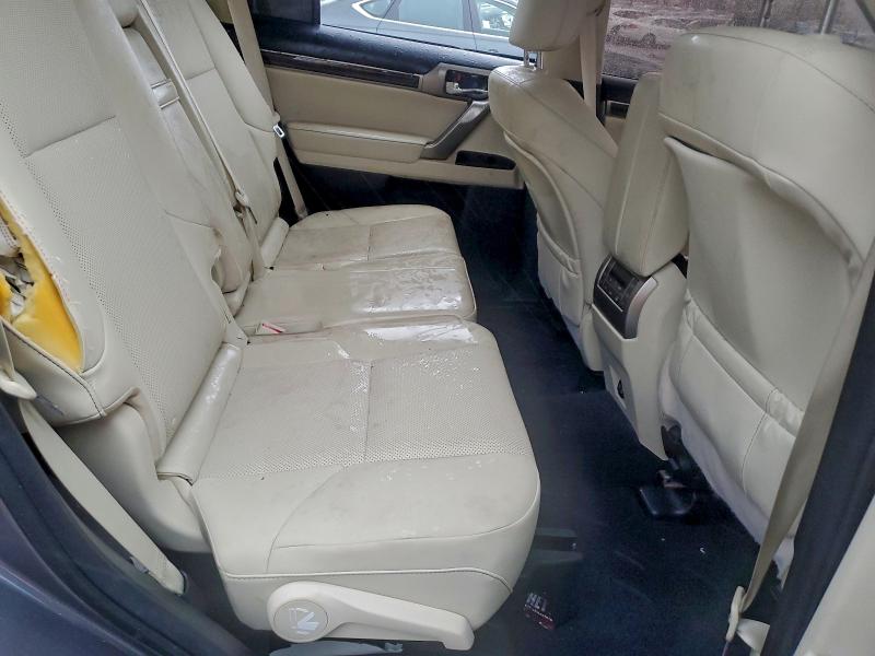 Фото 11 - LEXUS GX