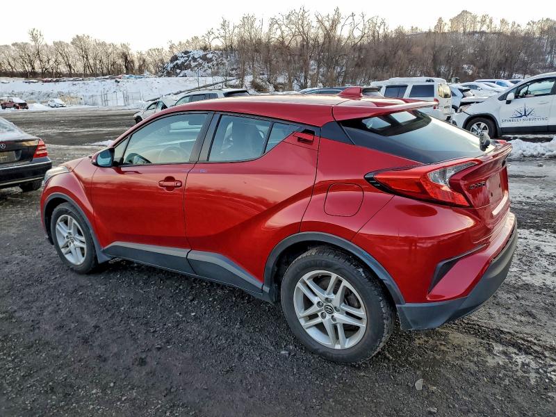 Фото 2 - TOYOTA C-HR