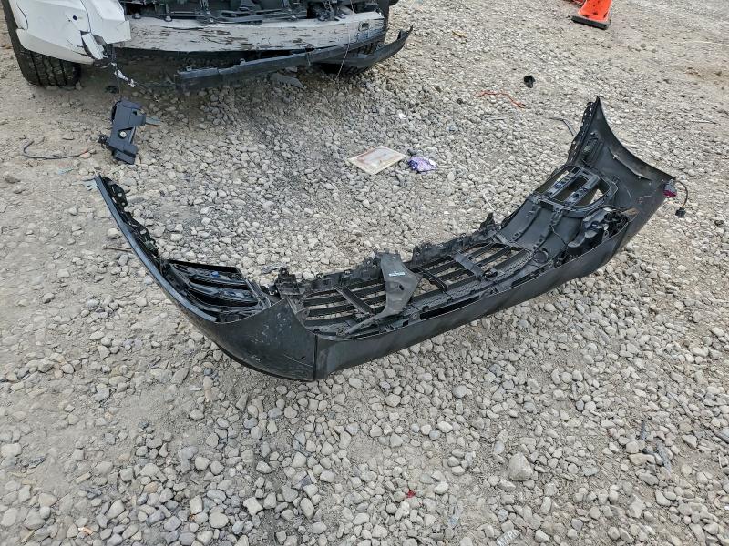 Фото 12 - PORSCHE MACAN