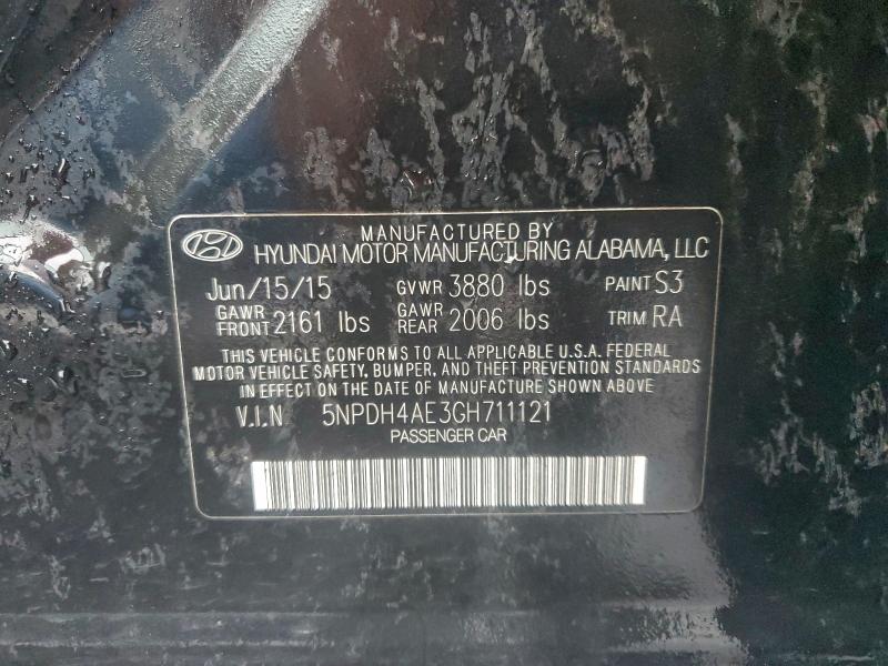 Фото 12 - HYUNDAI ELANTRA