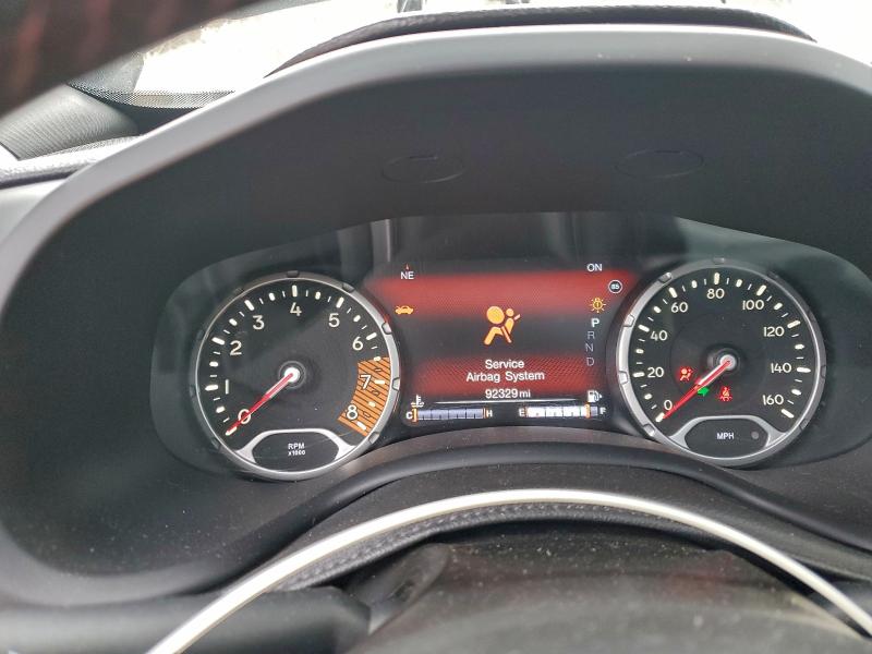 Фото 9 - JEEP RENEGADE